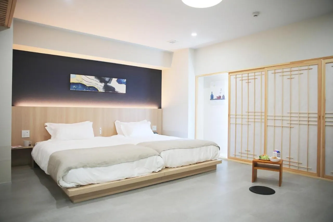 **  Colon Hotel 可能文旅 Tokyo Japan