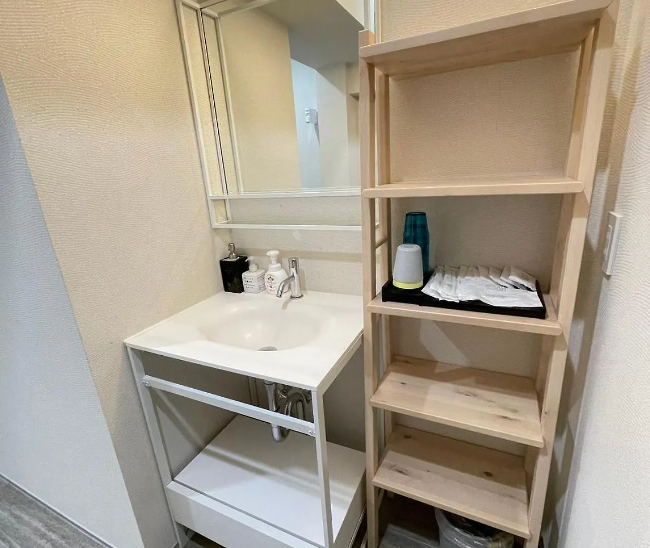 Colon Hotel 可能文旅 Tokyo 2*,